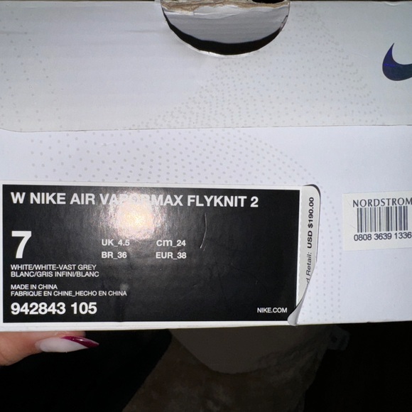 Nike Air VaporMax Flyknit 2 White - Picture 3 of 3